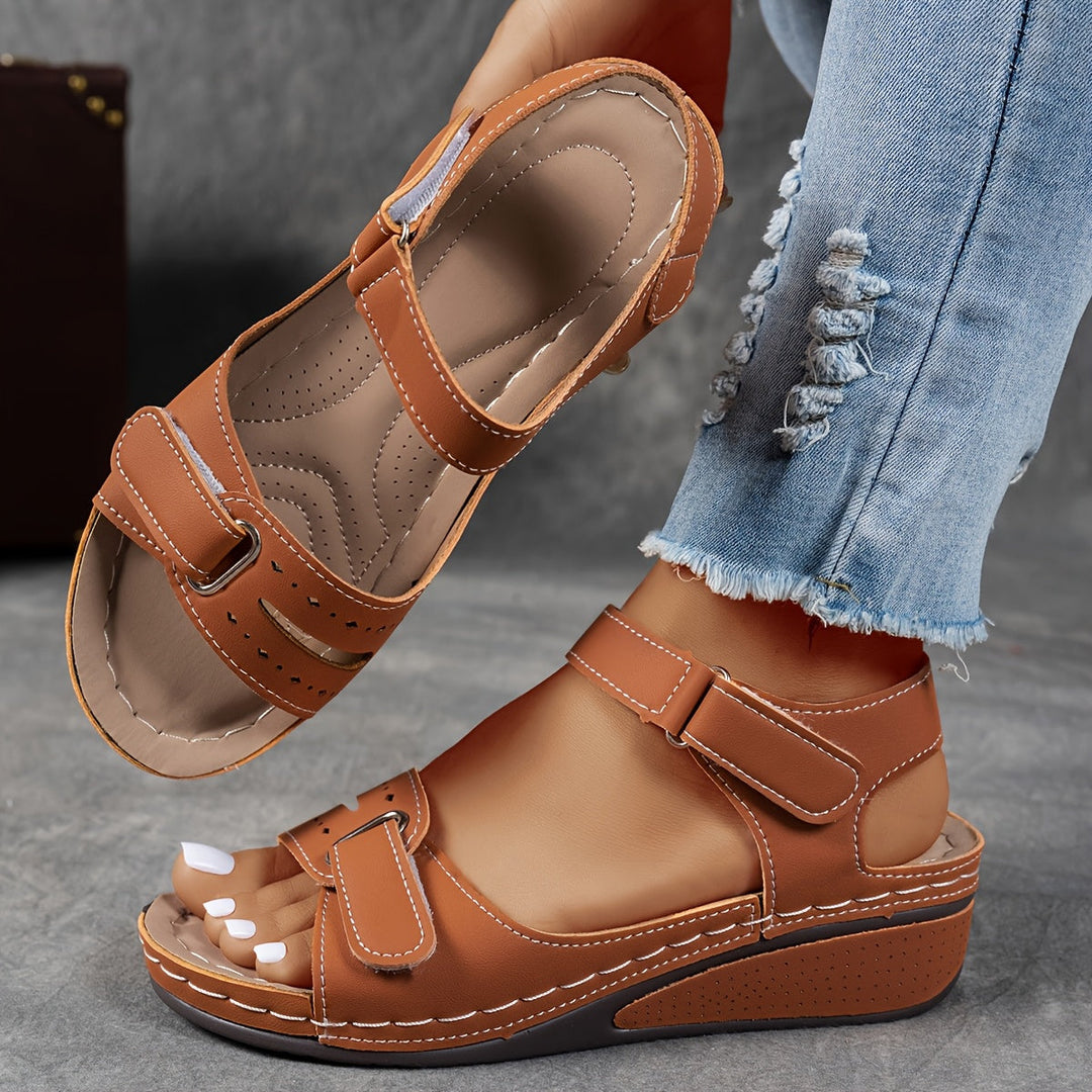 Ariya Comfort Flex Sandals