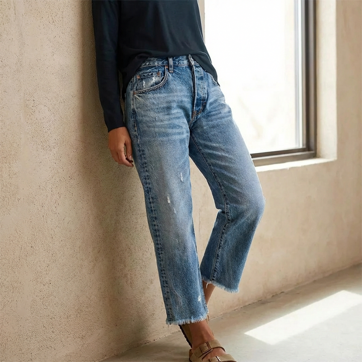 Clover | Retro Cropped Straight Jeans