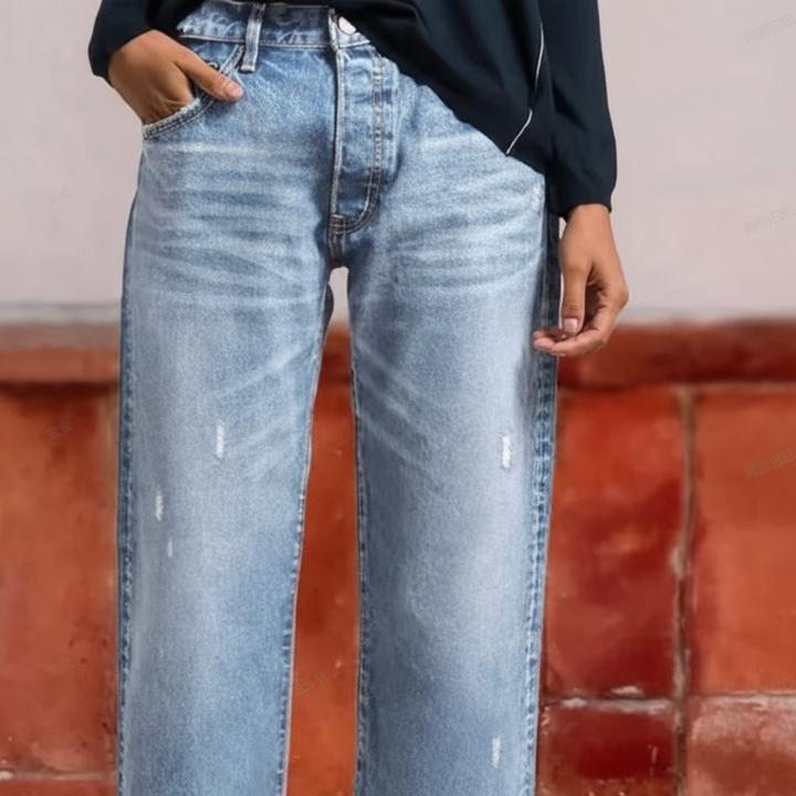 Clover | Retro Cropped Straight Jeans