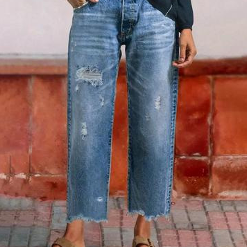 Clover | Retro Cropped Straight Jeans